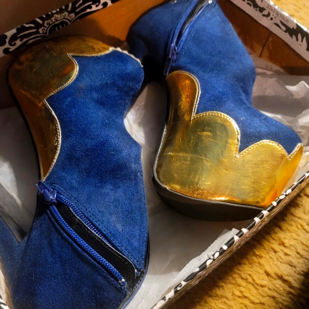 Women's booties